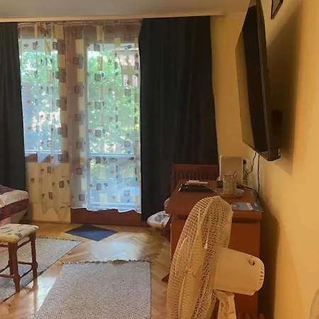 Apartment Liliom A Strandnal